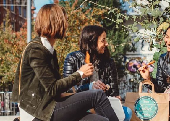 friends-eating-together-resized.jpg